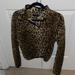 Cheetah half zip